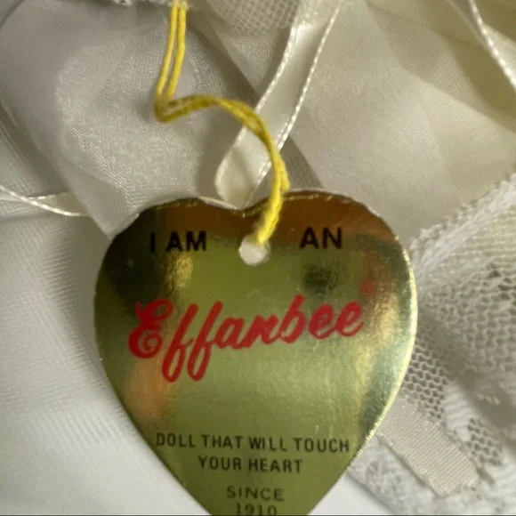 Effanbee Bride Doll 14" Veil Garter Bouquet NWT Old 14" - Picture 8 of 9